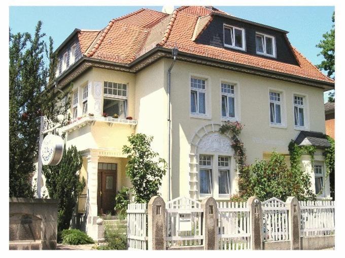 Hotel Villa Constantia Radebeul Εξωτερικό φωτογραφία